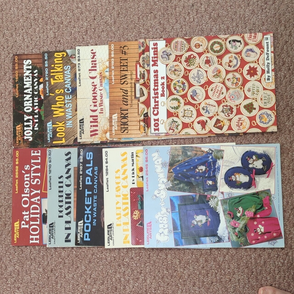 10 Leasure Arts Leaflets.